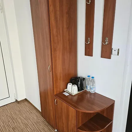 Cтаи за гости бърдареви 3* バンスコ