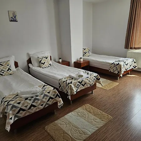Affittacamere Cтаи за гости бърдареви 3*