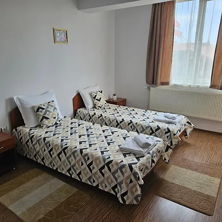 Cтаи за гости бърдареви 招待所